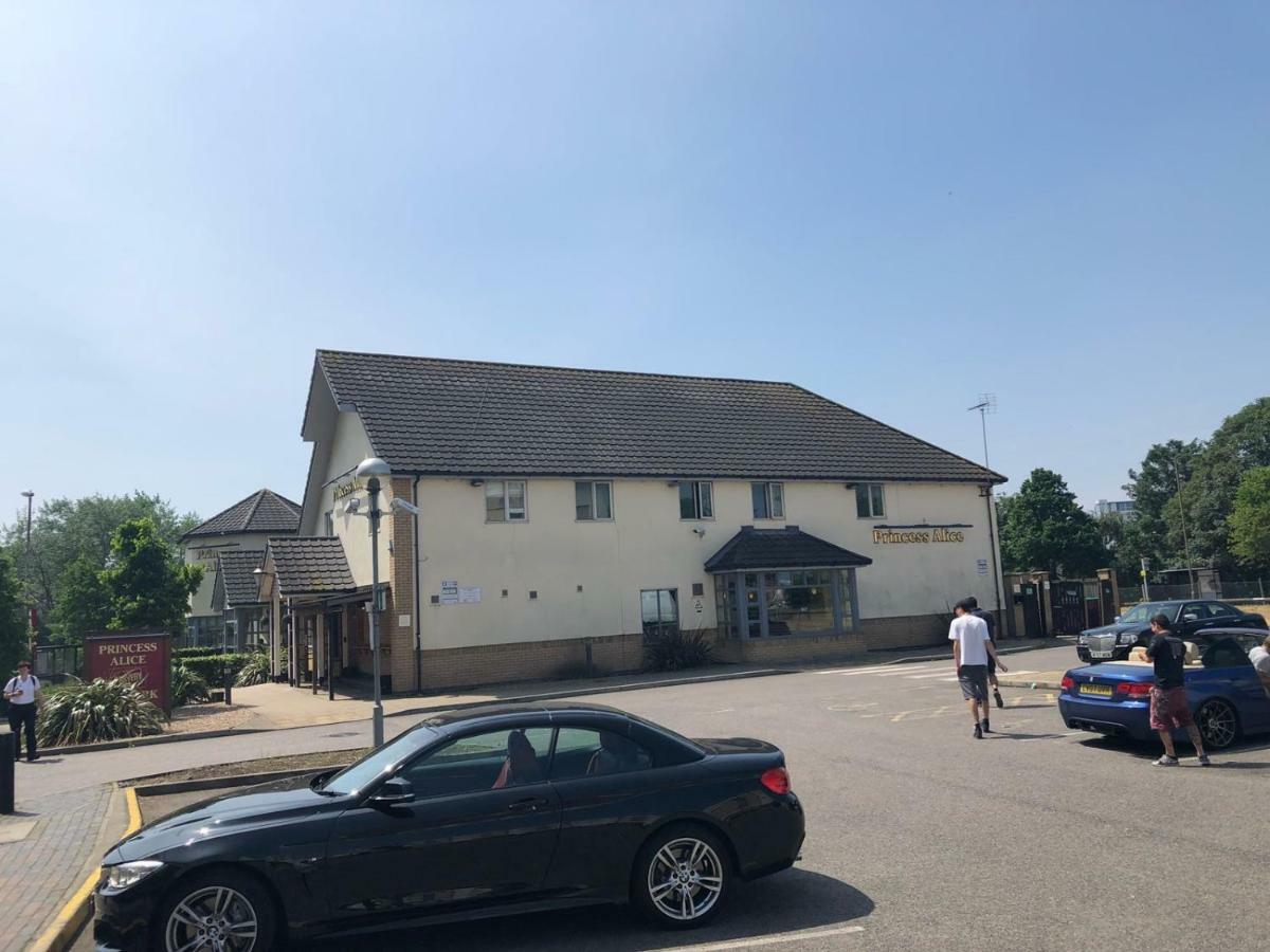 Charlesmere Gardems Londra Dış mekan fotoğraf